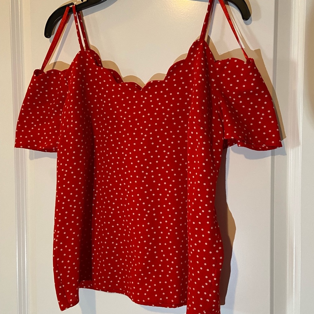 Monteau Los Angeles Red White Polka Dot Off Shoulder Scallop Top Size Small - Picture 3 of 10